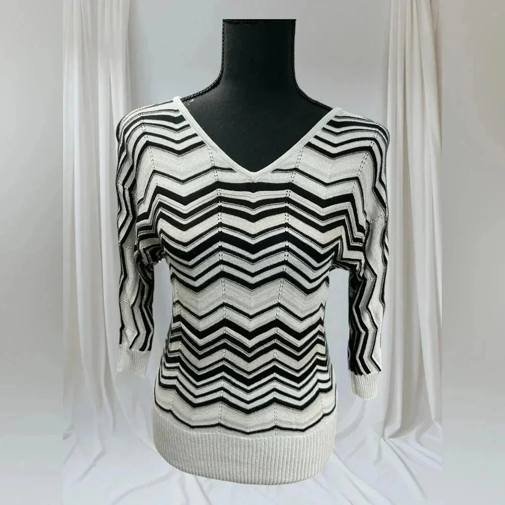 New York and Company sweater